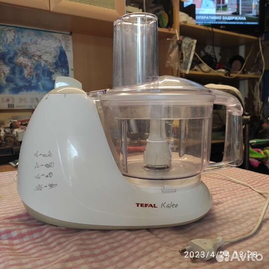 Кухонный комбайн 