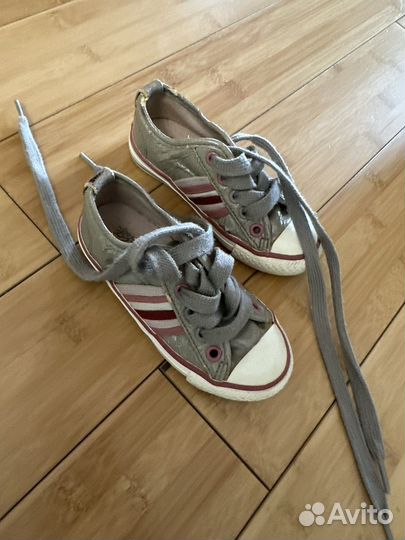 Кеды на девочку zara