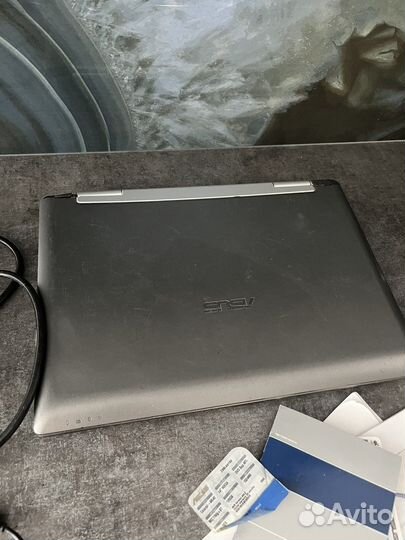Ноутбук Asus