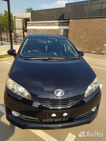 Toyota Wish 1.8 CVT, 2012, 69 000 км