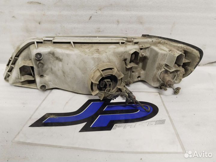 Фара правая nissan maxima a32