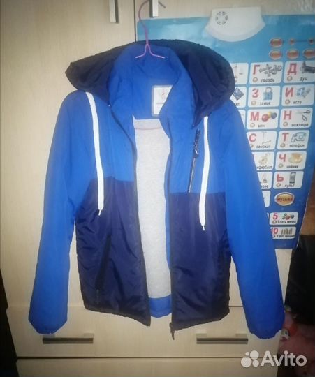 Куртка осень 140 для мальчика