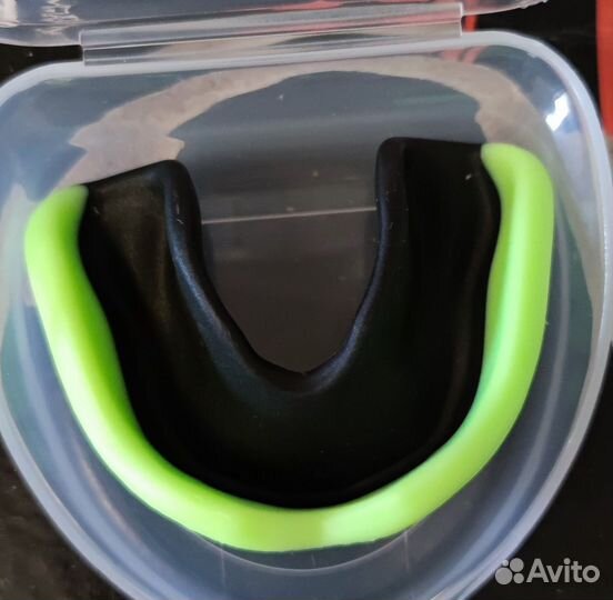 Капа боксерская подростковая новая