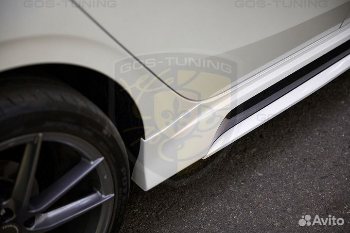 Накладки на пороги сплиттера Киа Церато 4