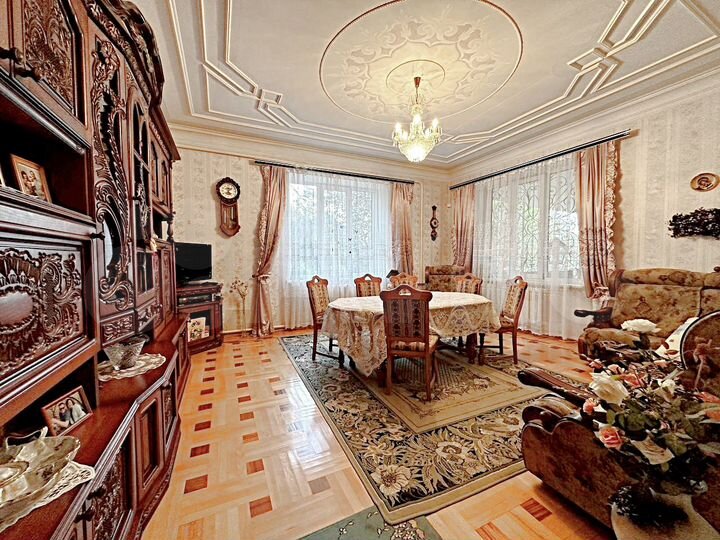 Дом 110 м² на участке 5 сот.