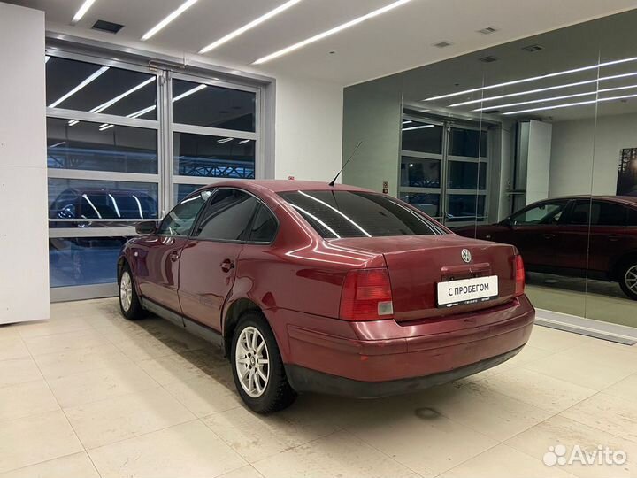 Volkswagen Passat 1.8 МТ, 1998, 400 000 км