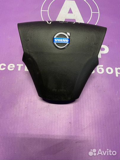 Подушка безопасности в руль передняя Volvo S40
