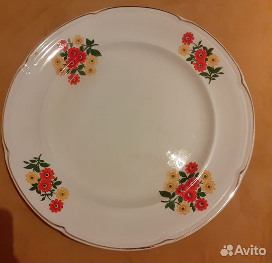 Блюдо, фаянс