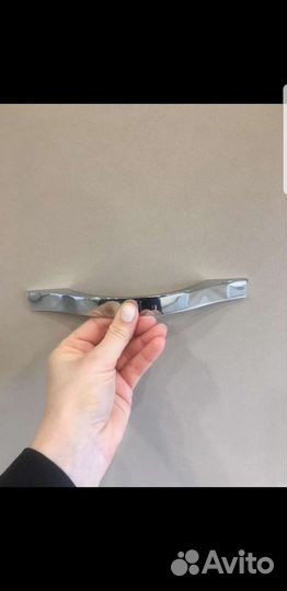 Ручка для полок