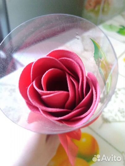 Мыльный цветок роза