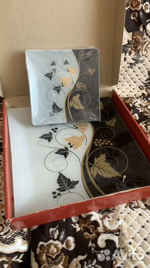 Набор тарелок