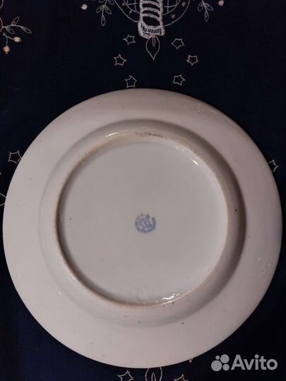 Тарелка мелкая старинная СССР (20-40гг.)