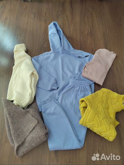 Женские вещи 42-44 размер