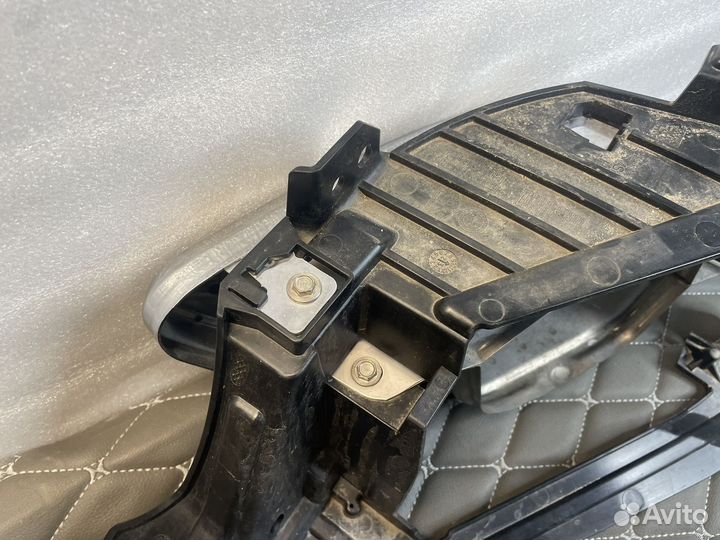 Насадки на глушитель BMW X6 G06