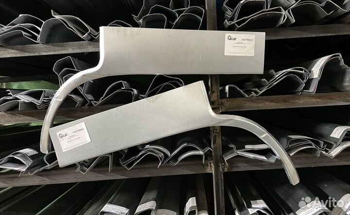 Арка правая Mazda MPV I LV 1988-1999