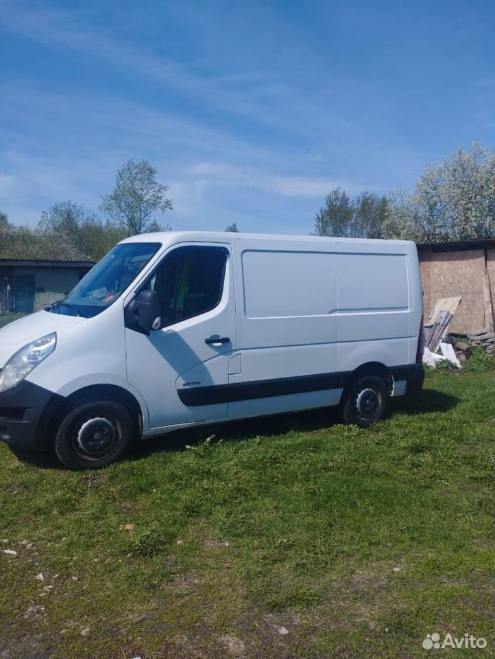 Renault Master цельнометаллический, 2012