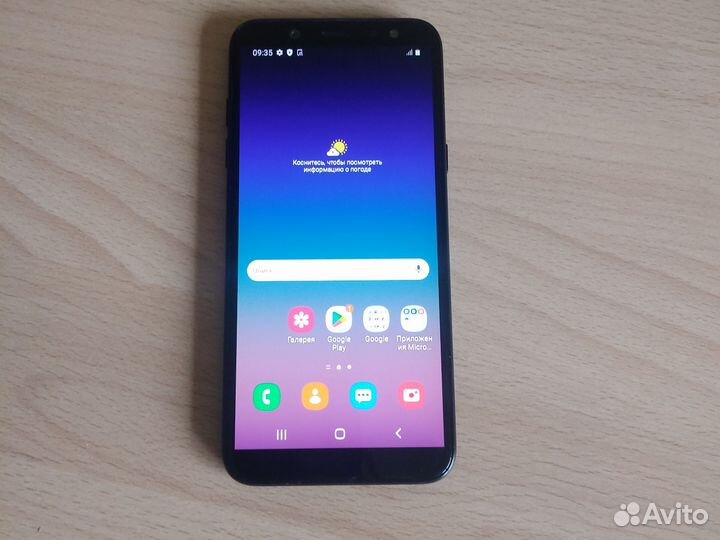 Samsung Galaxy A6, 3/32 ГБ