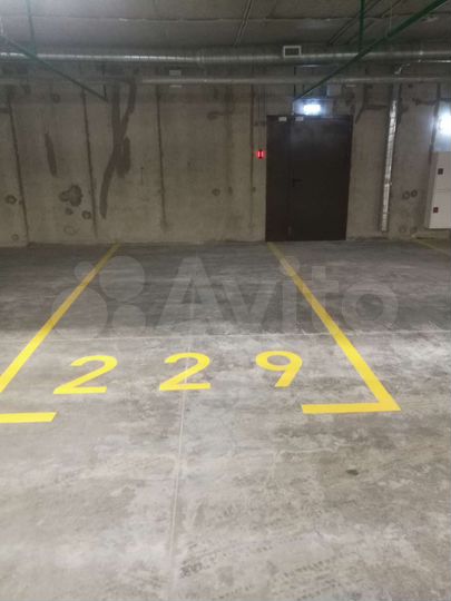 Машиноместо, 14 м²