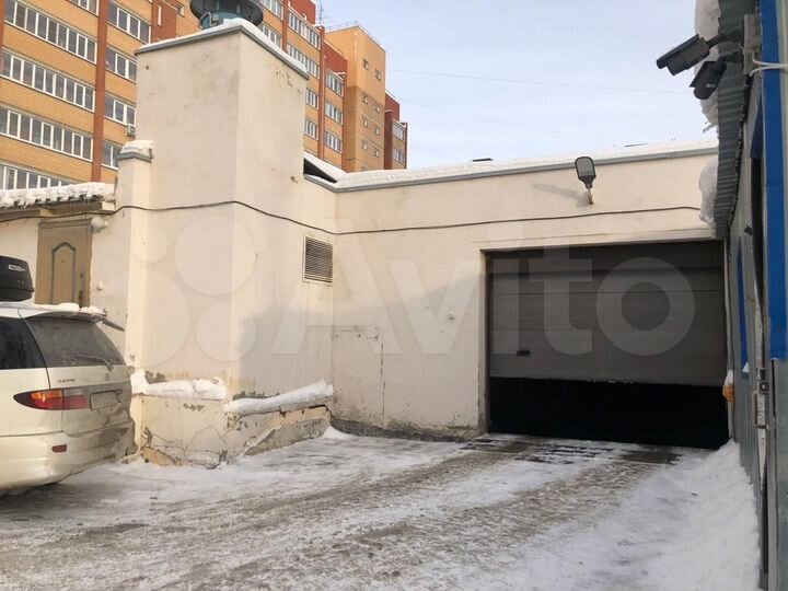 Машиноместо, 18 м²