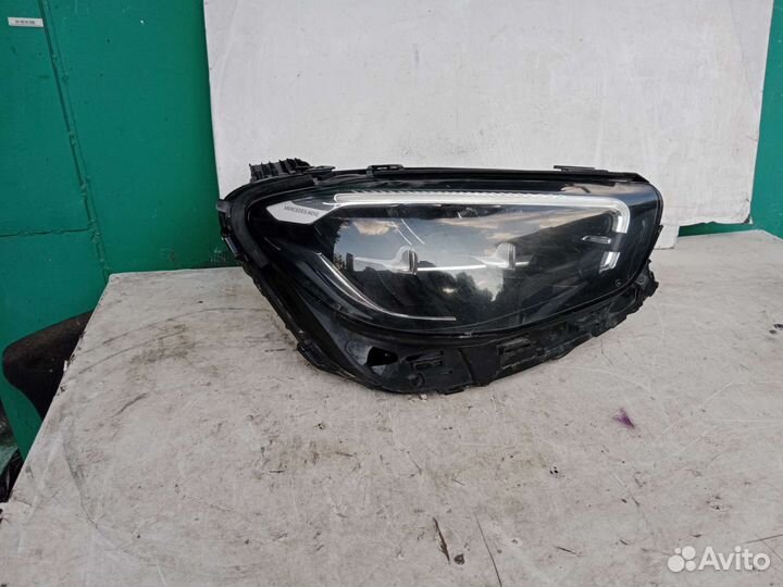 Фара левая Mercedes W213 E-Class 2020