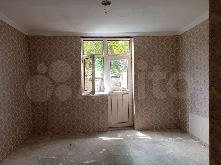 Дом 29 м² на участке 2 сот.