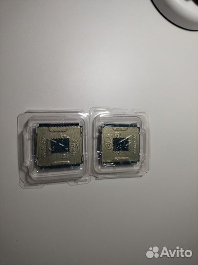 Процессор Xeon E5 2683v3 2.0 GHz 14 ядер