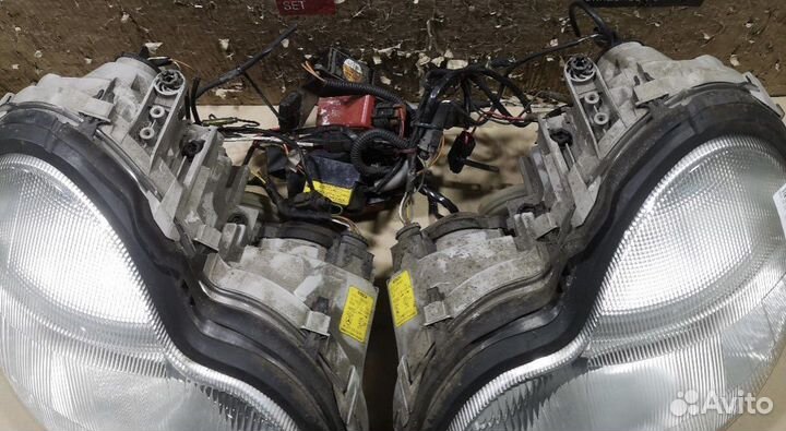 Фары mercedes c-class w203 xenon