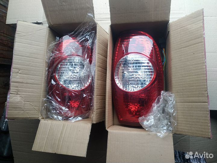 Задние фонари Шевроле Нива Новые