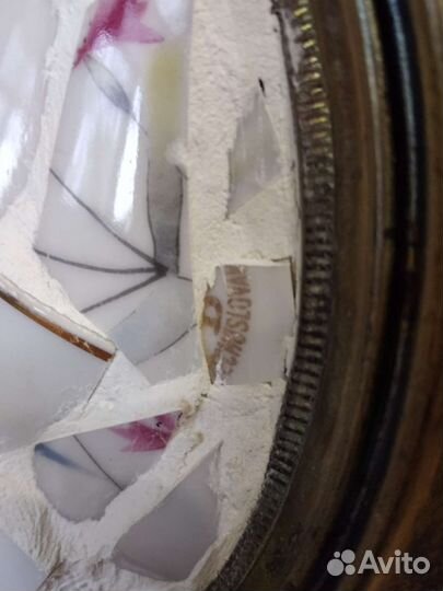 Панно из фарфора