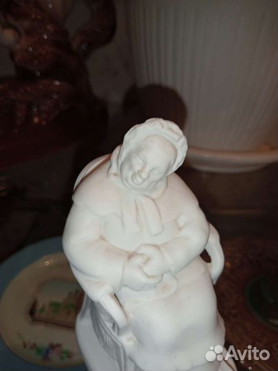 Фарфоровые статуэтки лфз
