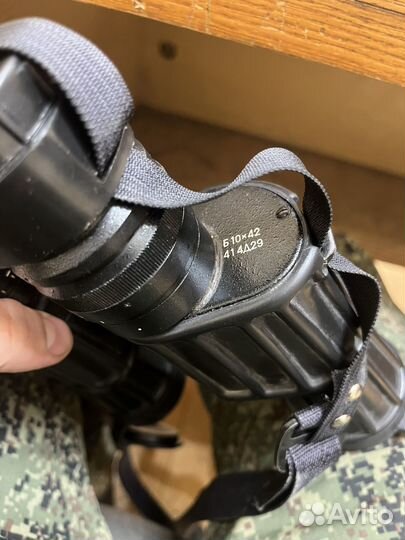 Бинокль Б10х42