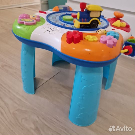 Развивающий столик baby go
