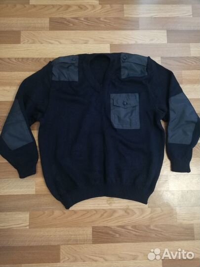 Продам новый свитер