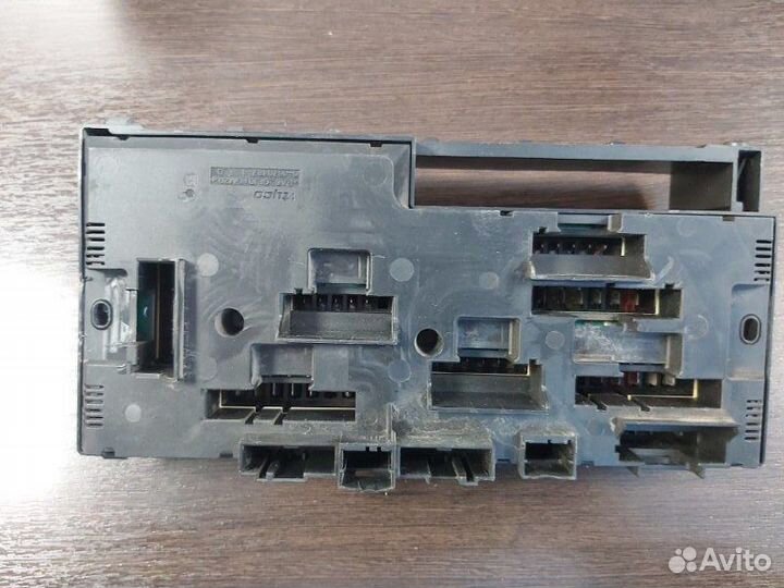 Блок предохранителей Bmw 530 D F10 N57D30 2010