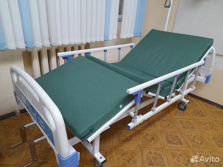 Медицинская кровать для лежачих пациентов