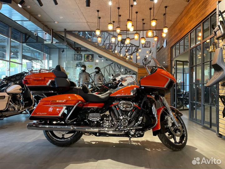 CVO Road Glide Limited Harley-Davidson Wicked Ora