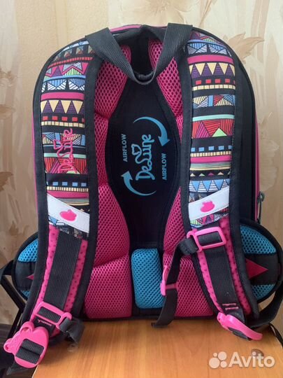 Школьный рюкзак