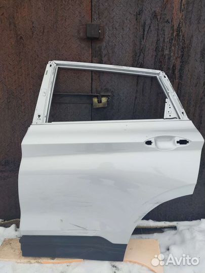 Дверь geely Кул рей