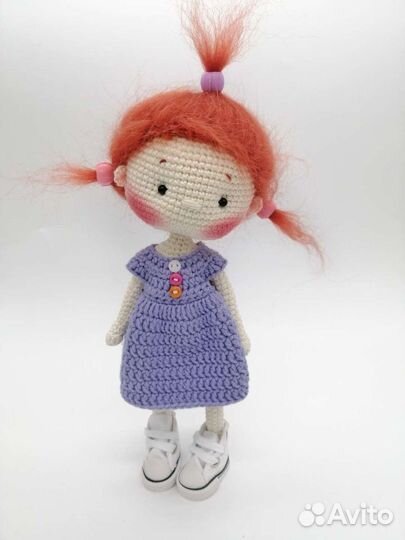 Вязаная интерьерная кукла