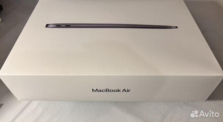 Macbook air 13 m1 8 256