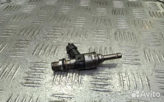 Форсунка бензиновая porsche cayenne 1 (4BA12B704)