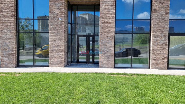 Продам торговое помещение, 91 м²