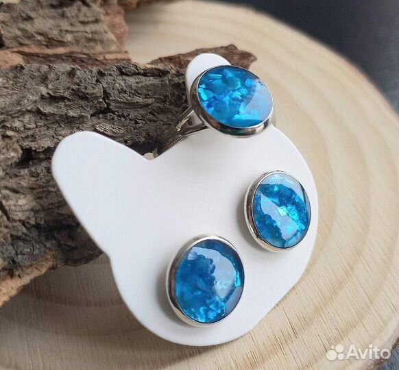 Кольцо и серьги с перламутром.На подарки