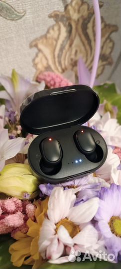 Беспроводные наушники tws