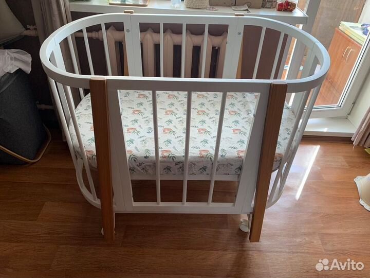 Детская кровать из массива бука