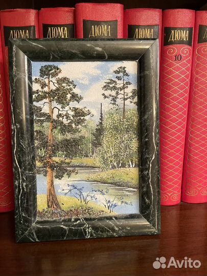 Панно из камня