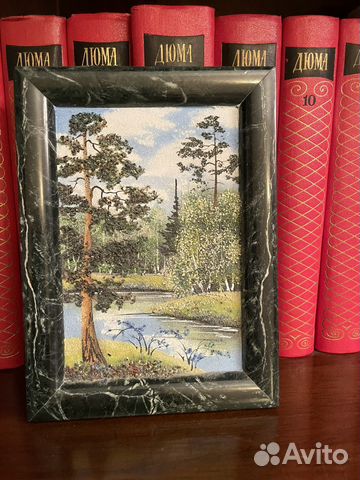 Панно из камня