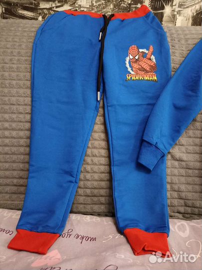 Спортивный костюм человек паук
