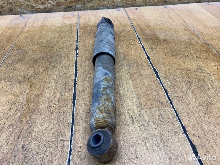 Амортизатор Opel Meriva A Z16XEP 2010