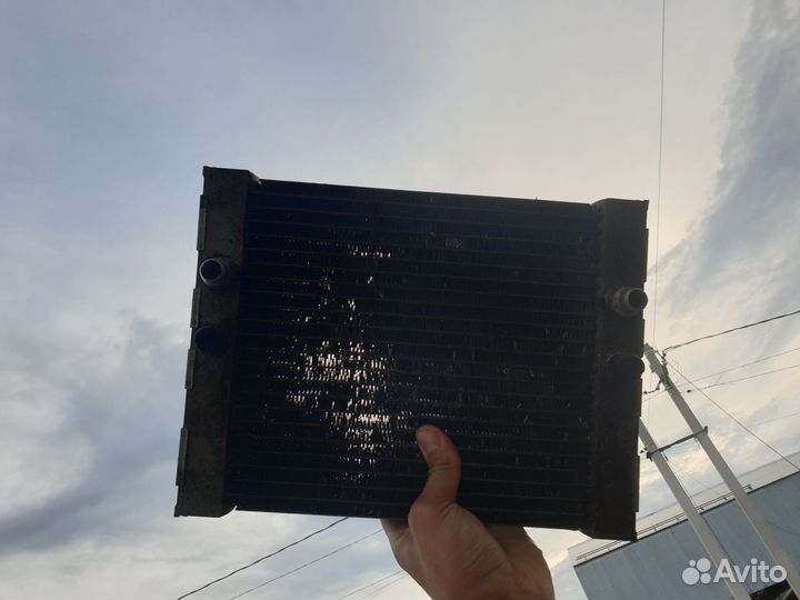 Дополнительный радиатор BMW X5 E70